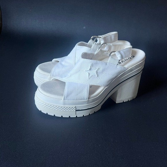Converse Shoes - Converse One Star Boardwalk Strut Platform Sandals White Canvas sz 7.5 Rare